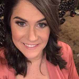 Meet your Posher, Mallory